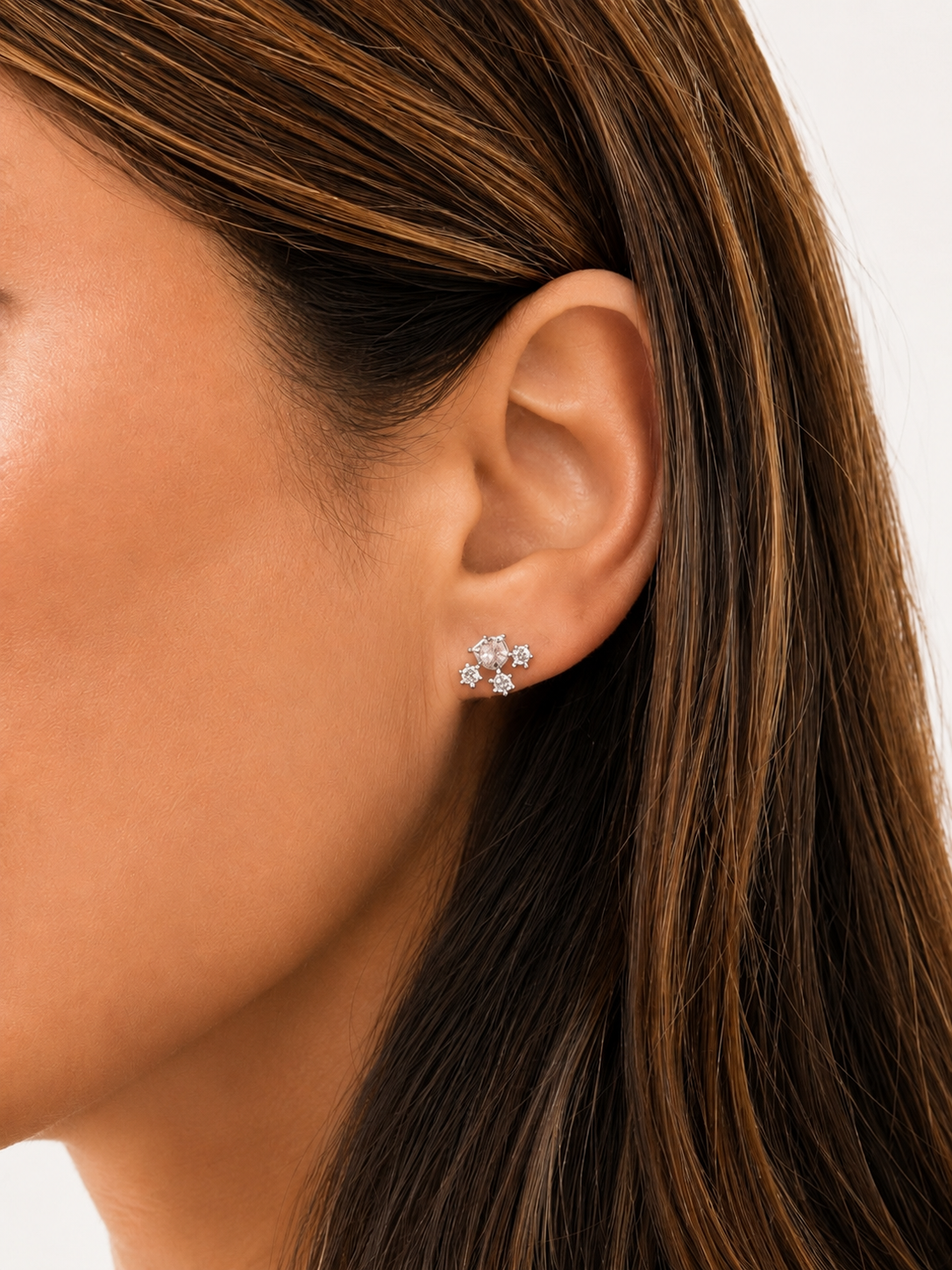 VAJRA HEART CLUSTER STUD